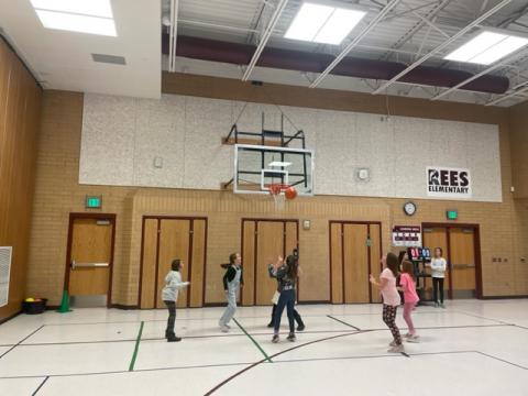 4th Grade girls playing basketball